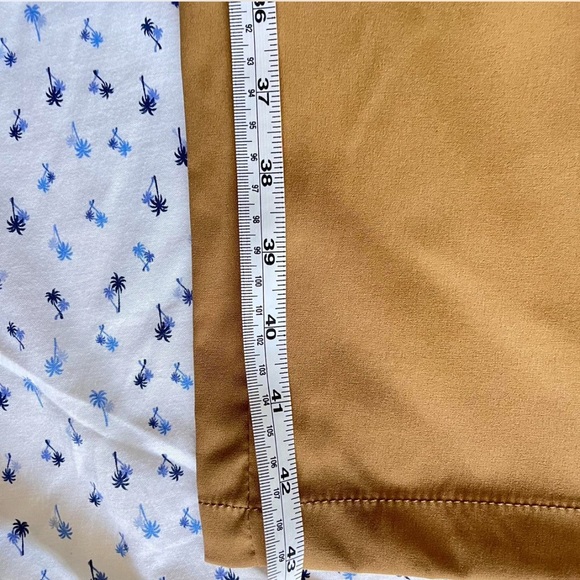 Men’s Kenneth Cole Tan Pants - Picture 2 of 3